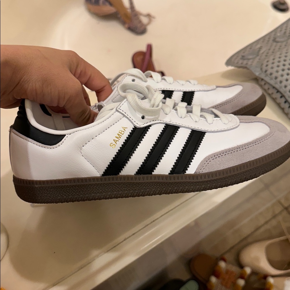 Adidas Samba Women’s Black White Sneakers 6.5